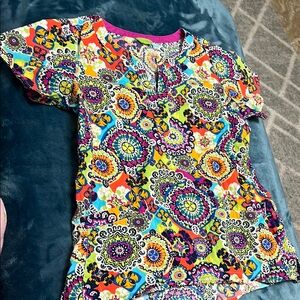 Ver Bradley Short Sleeve scrub top